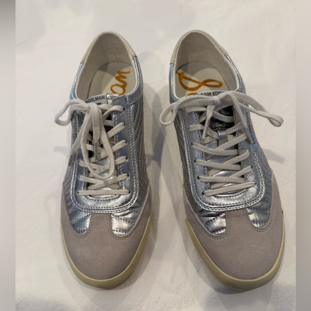 Sam Edelman Silver and Grey Fashion Sneaker